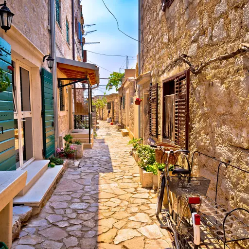 Straatje in Prvic